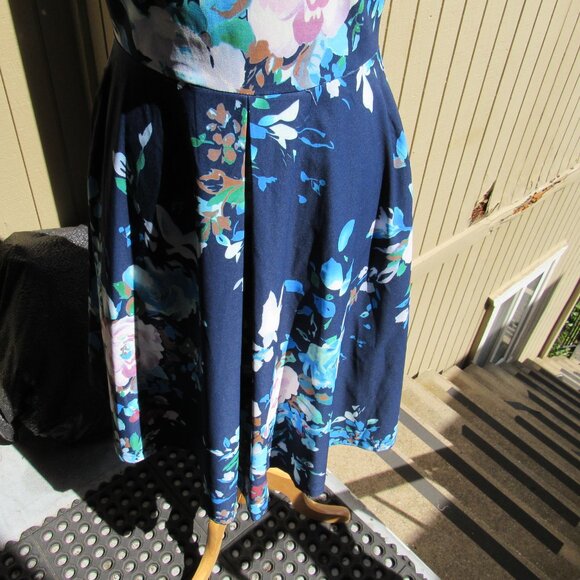 #22. NEW WOMEN'S SUMMER DRESS BY JOLIE MOI  (SIZE 10US / 14UK) - Picture 3 of 4